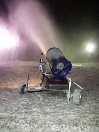 人工造雪机售价 滑雪场造雪机的防锈
