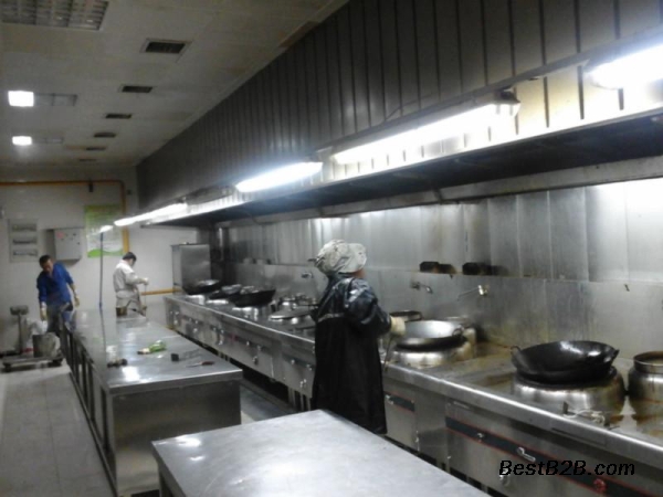 白云区黄石路公司食堂油烟机清洗,厨房管道墙壁除油污