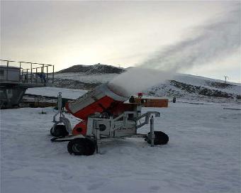 大型人工造雪机 山东滑雪场造雪机造雪设备