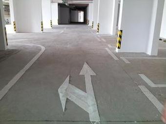 重庆小区划线 车库划线施工队 马路热熔划线