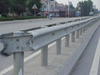 乐山,内江自贡公路防撞护栏供货厂家