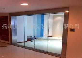 扬州《庆亚》办公大厦玻璃隔断、门禁、感应门定做安装