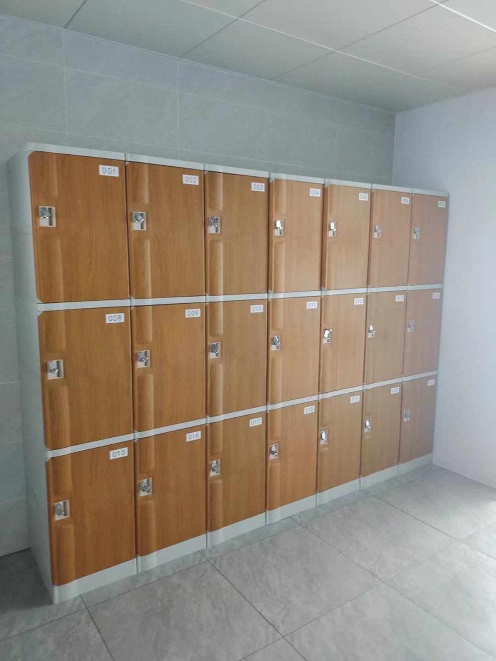 供应渭南ABS员工储物柜订做渭南塑料浴室储物柜厂家