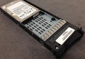 IBM V3500硬盘600G 10K SAS