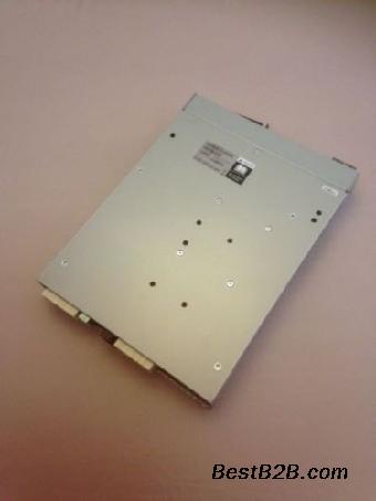 IBM V7000 控制器 00AR097