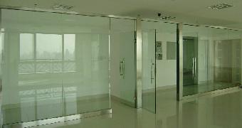 扬州事业单位办公楼玻璃隔断门定做安装《庆亚》口碑好