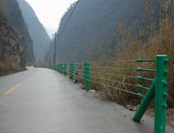 供应厂家直销公路缆索,景区护栏,铁路桥梁防护带